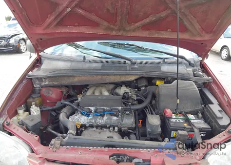 1998 Toyota Sienna Le from USA, damaged, VIN 4T3ZF13CXWU040074